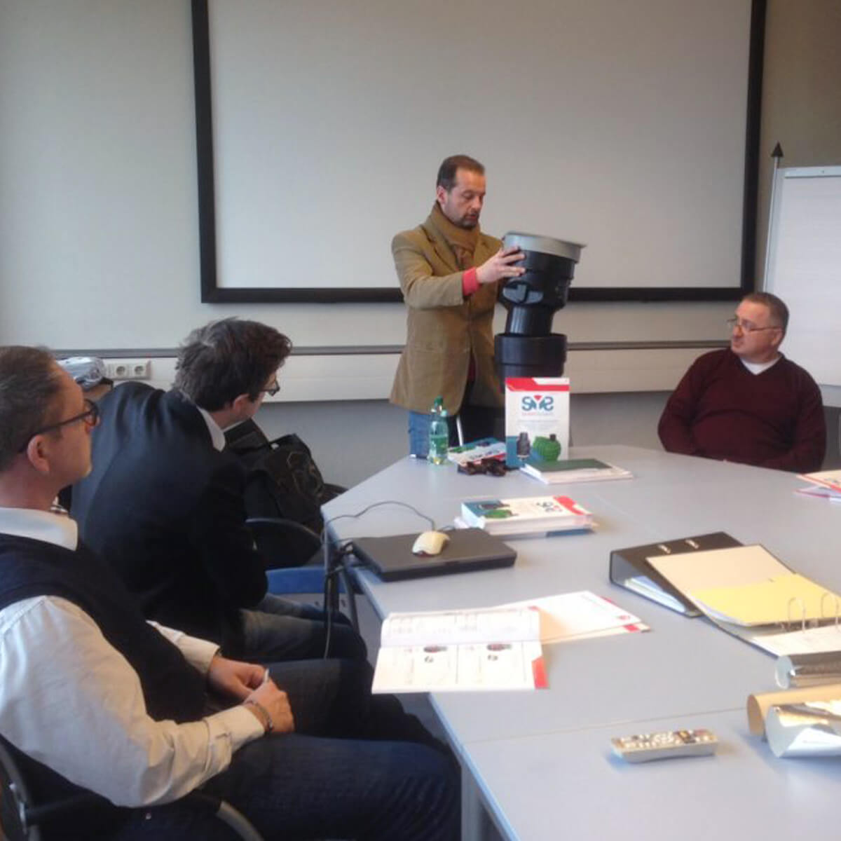 systemschacht-service-Produkteinschulung-Fachwissen-für-den-optimalen-Einsatz-unserer-Lösungen-3